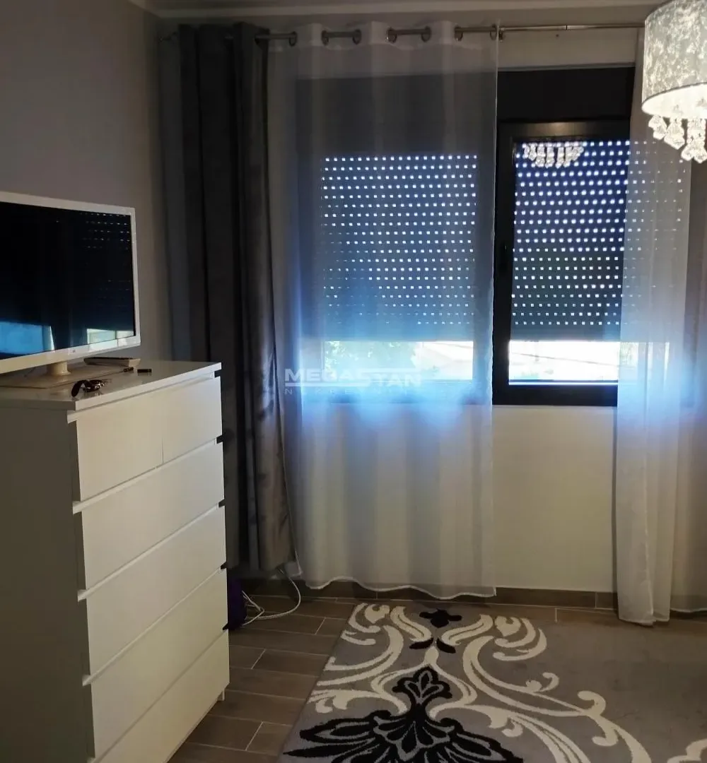 Prodaja, trosoban stan, 94m², Pančevo, Srbija
