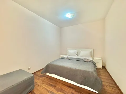 Rent, two bedroom apartment, 75m², Centar, Budva - image 8