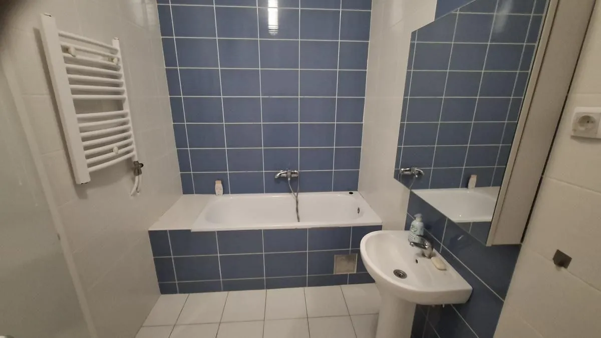 Prodaja, dvosoban stan, 68m², Centar, Novi Sad