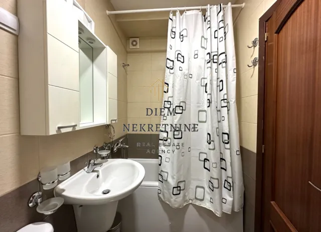 Rent, one bedroom apartment, 60m², Stari Aerodrom, Podgorica