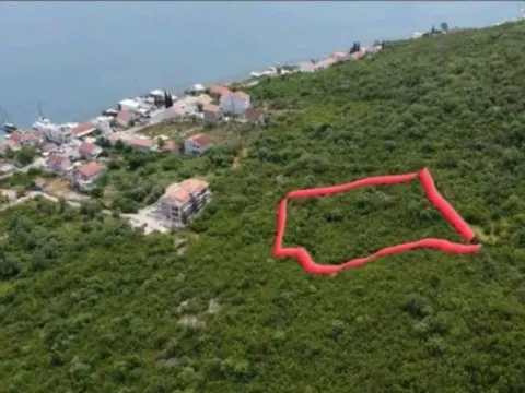 Zemljište in Radovići