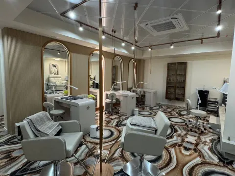 Rent, office space, 150m², Rafailovići, Budva - image 4
