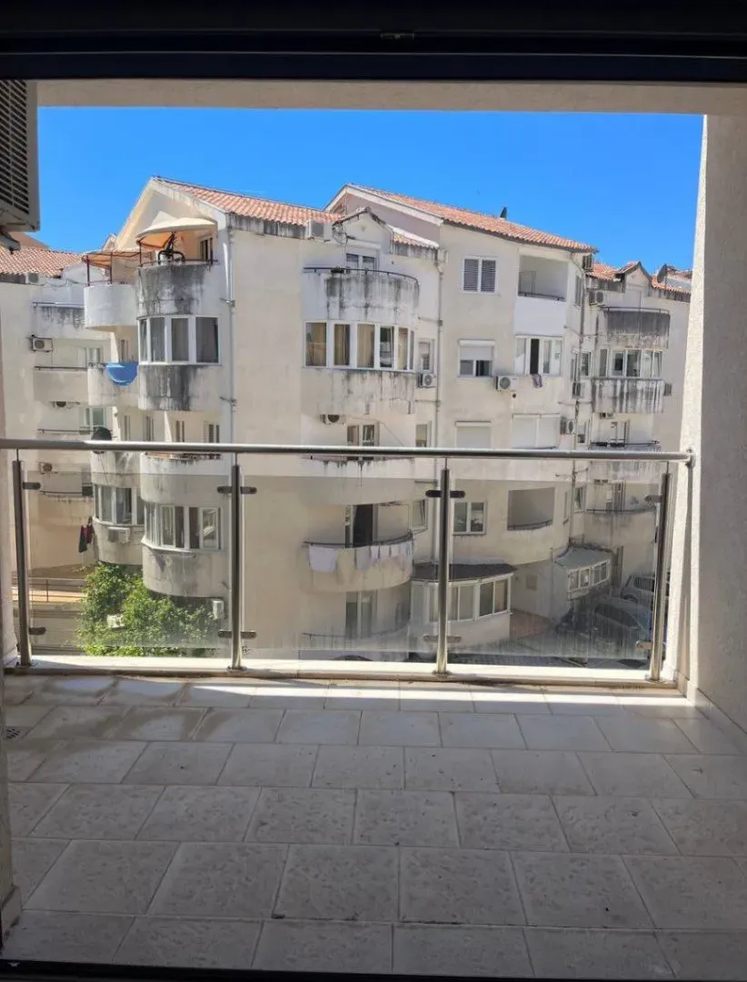 Prodaja, trosoban stan, 94m², Rozino, Budva