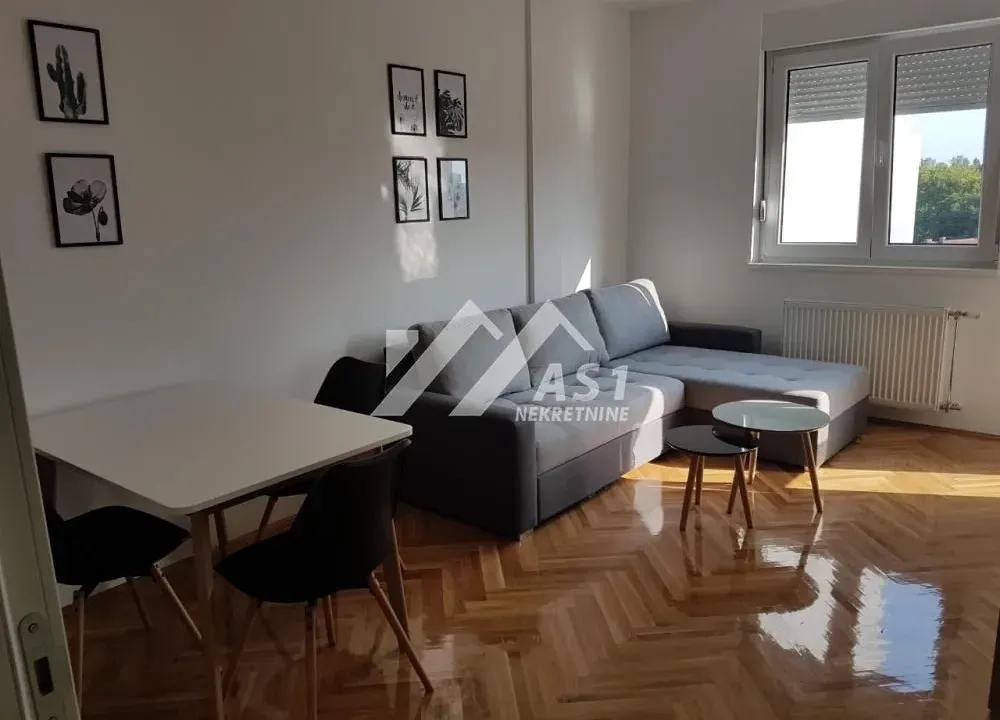 Izdavanje, jednosoban stan, 41m², Bulevar Evrope, Novi Sad Sve Podlokacije