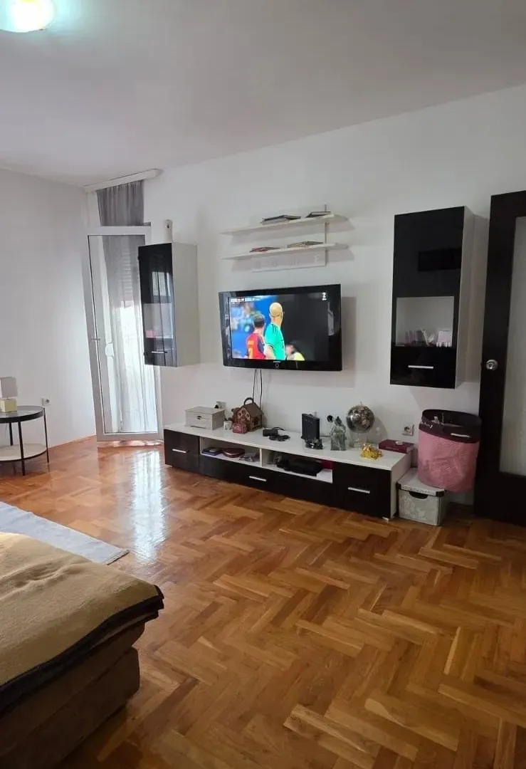 Prodaja, jednosoban stan, 60m², Zagorič, Podgorica