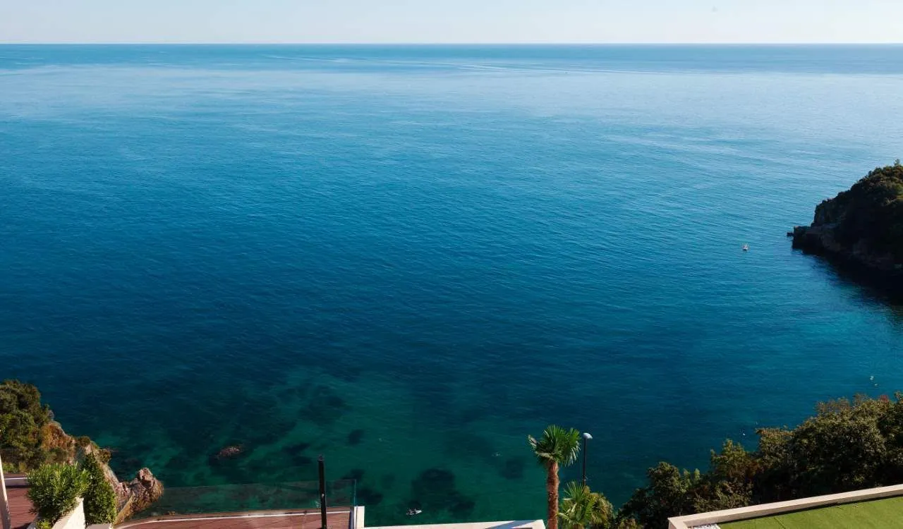 Sale, three bedroom apartment, 129m², Vidikovac, Budva