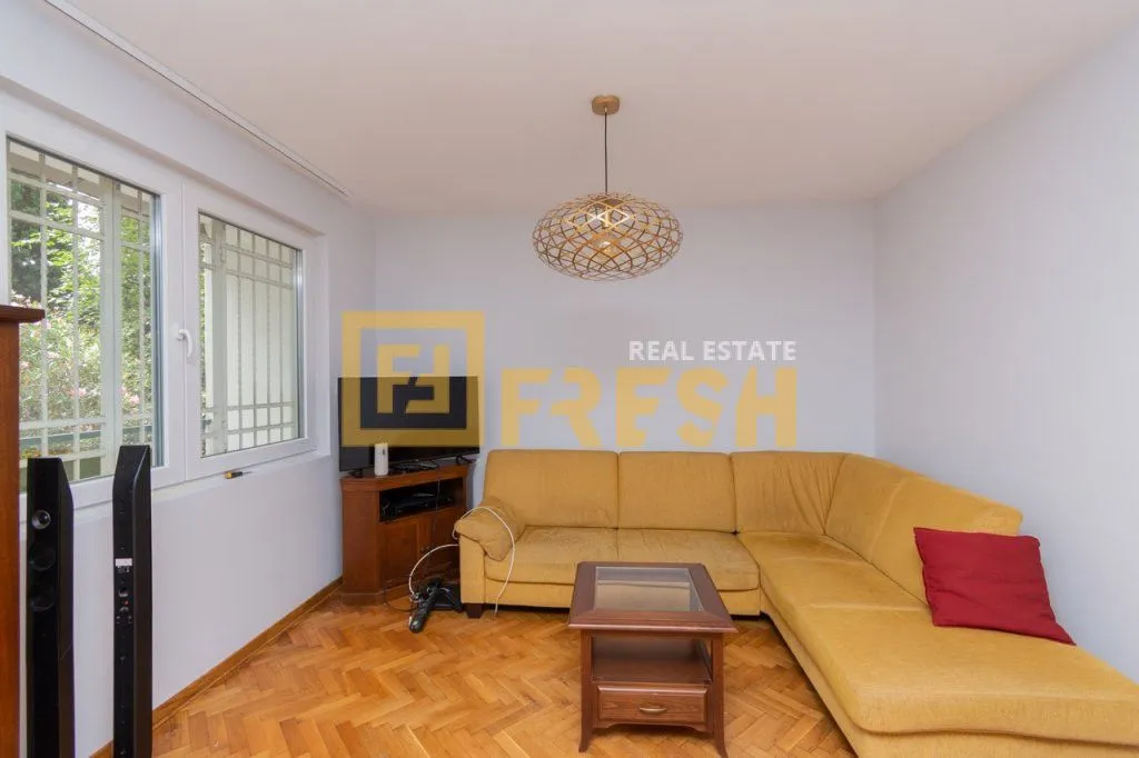 Izdavanje, dvosoban stan, 70m², Preko Morače, Podgorica