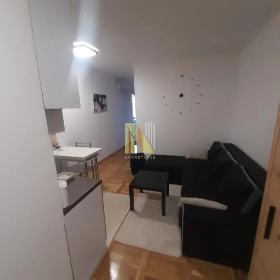 Prodaja, garsonjera, 22m², Nova Detelinara, Novi Sad Sve Podlokacije