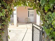 Izdavanje, dvosoban stan, 90m², Stari Aerodrom, Podgorica - image 3