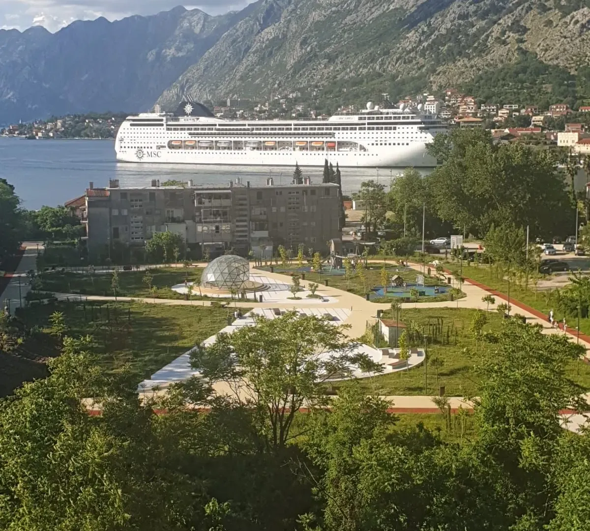 Rent, apartment, 65m², Škaljari, Kotor