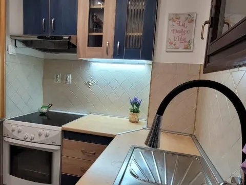 Prodaja, četvorosoban stan, 94m², Vračar Hram, Vračar Sve Podlokacije - image 7