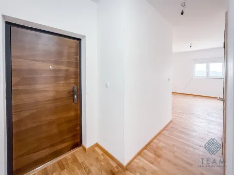 Sale, two bedroom apartment, 59m², Bečići, Budva - image 8