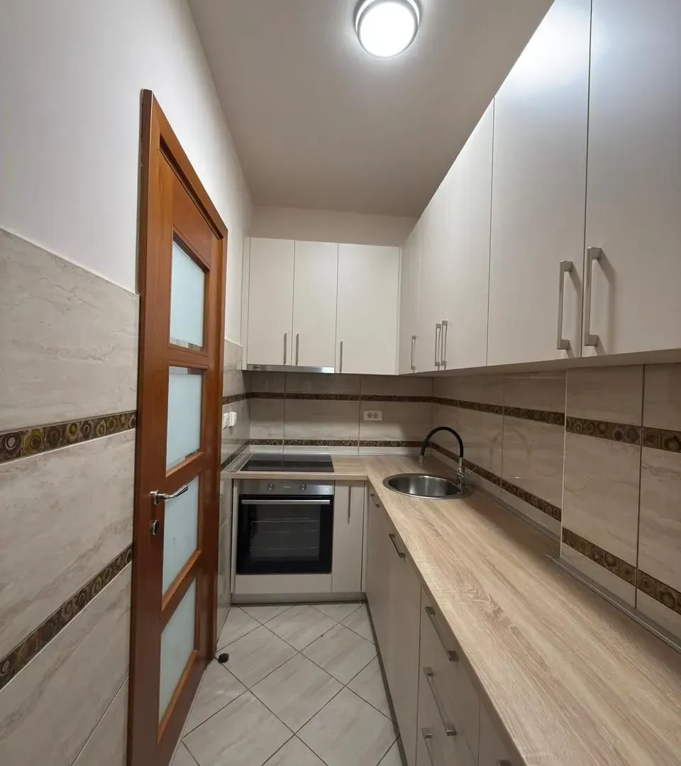 Prodaja, jednosoban stan, 50m², Centar, Podgorica