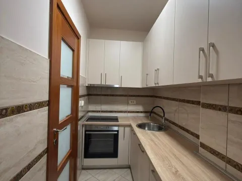 Prodaja, jednosoban stan, 50m², Centar, Podgorica - image 3