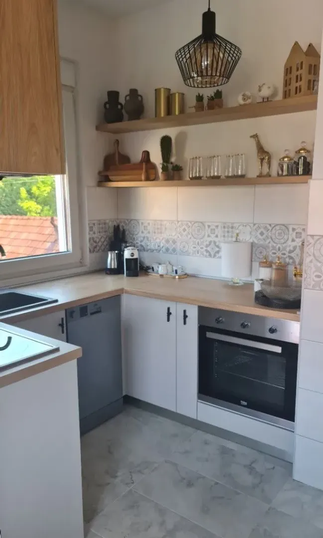 Rent, one bedroom apartment, 48m², Cetinje, Crna Gora