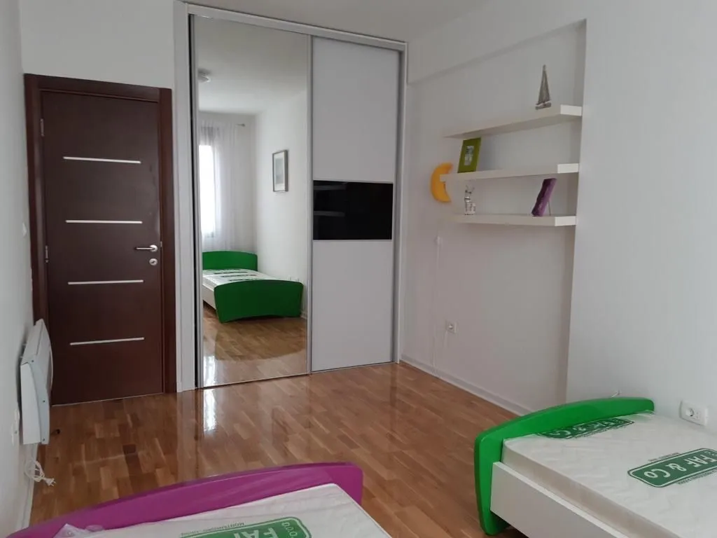 Rent, two bedroom apartment, 90m², Preko Morače, Podgorica