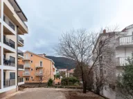 Izdavanje, jednosoban stan, 50m², Budva, Crna Gora - image 11
