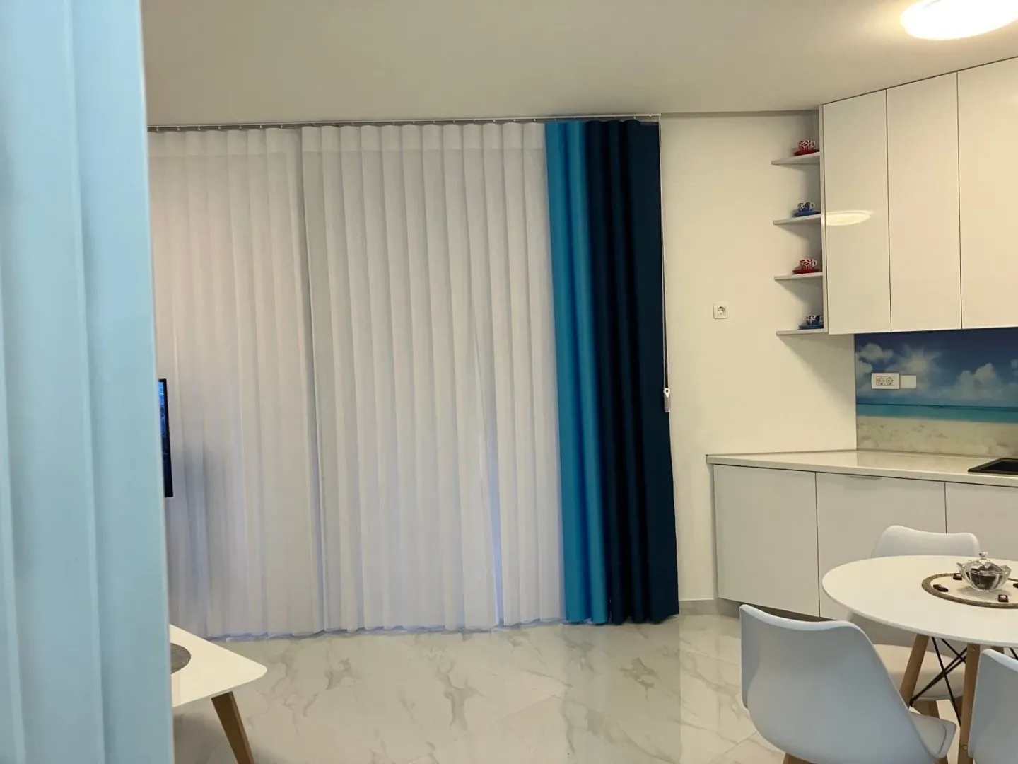 Izdavanje, jednosoban stan, 44m², Rafailovići, Budva
