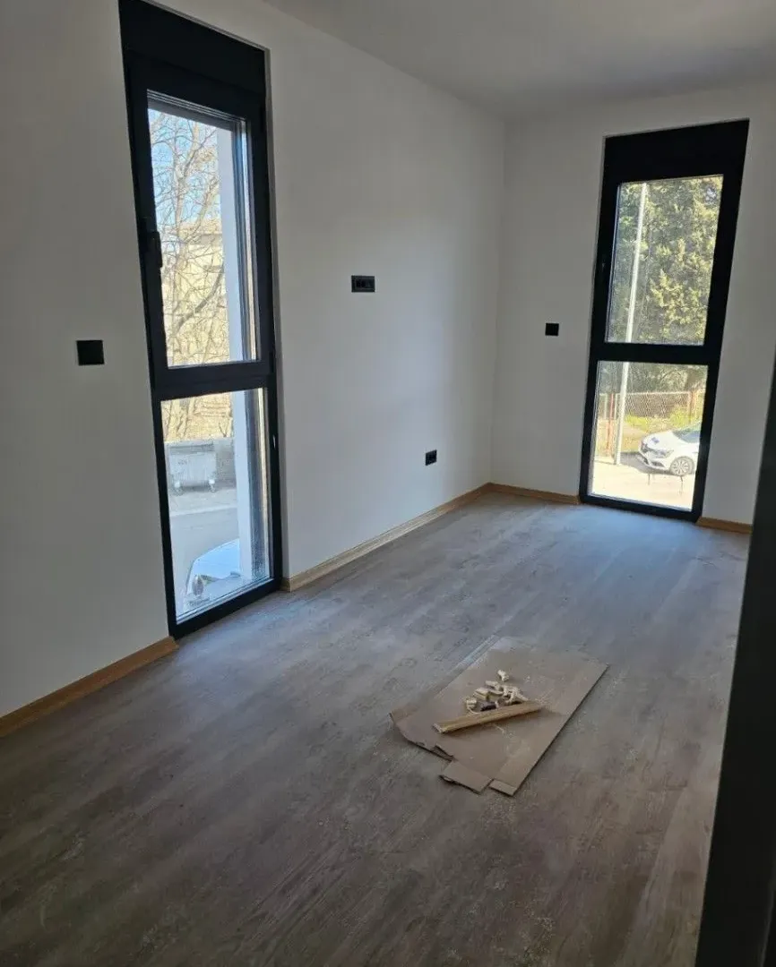 Prodaja, dvosoban stan, 71m², Vezirov Most, Podgorica
