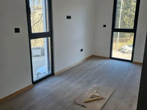 Prodaja, dvosoban stan, 71m², Vezirov Most, Podgorica - image 5