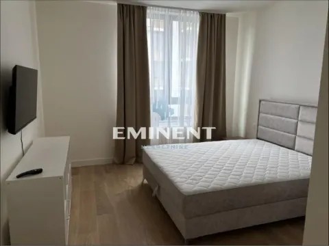 Izdavanje, trosoban stan, 89m², Savski Venac, Beograd - image 4