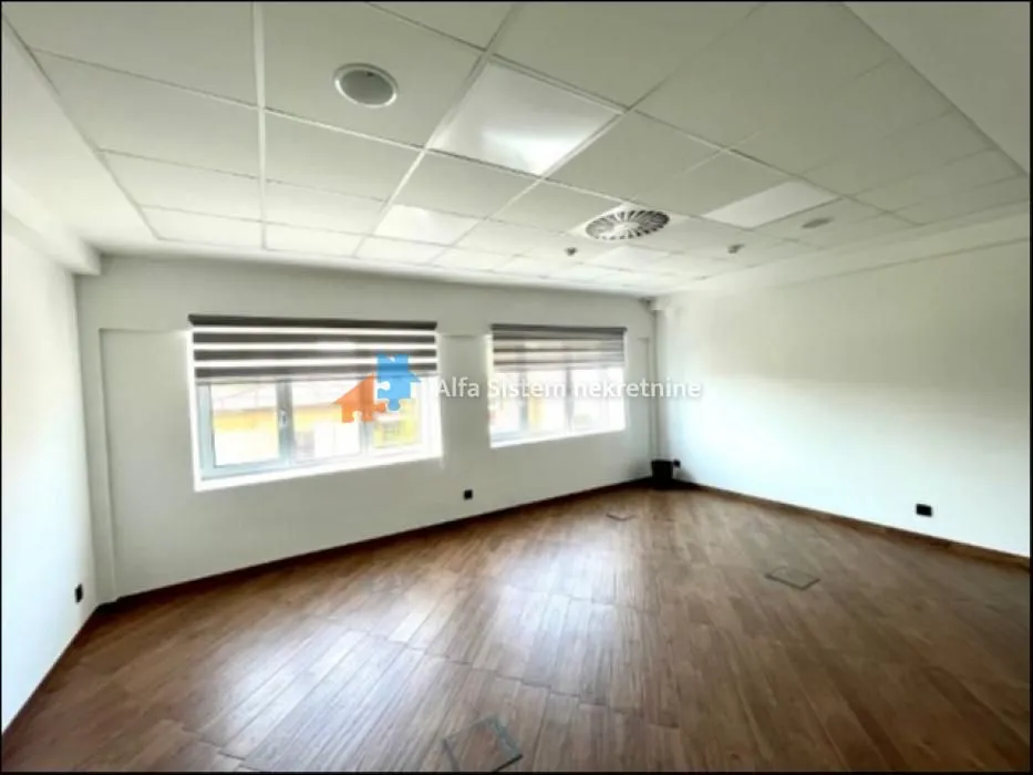 Rent, office space, 325m², Retenzija, Beograd