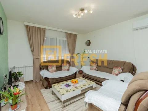 Izdavanje, kuća, 110m², Kokoti, Podgorica - image 15