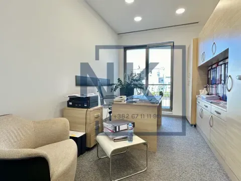 Rent, office space, 106m², Centar, Podgorica - image 3