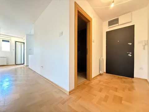 Prodaja, trosoban stan, 65m², Cvetkova Pijaca, Zvezdara Sve Podlokacije - image 7