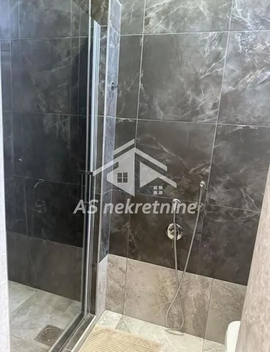 Izdavanje, stan, 57m², Zemun Kej, Zemun Sve Podlokacije