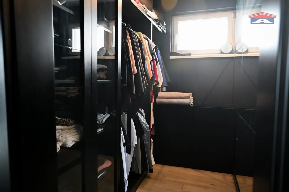 Sale, house, 360m², Petrovaradin, Novi Sad