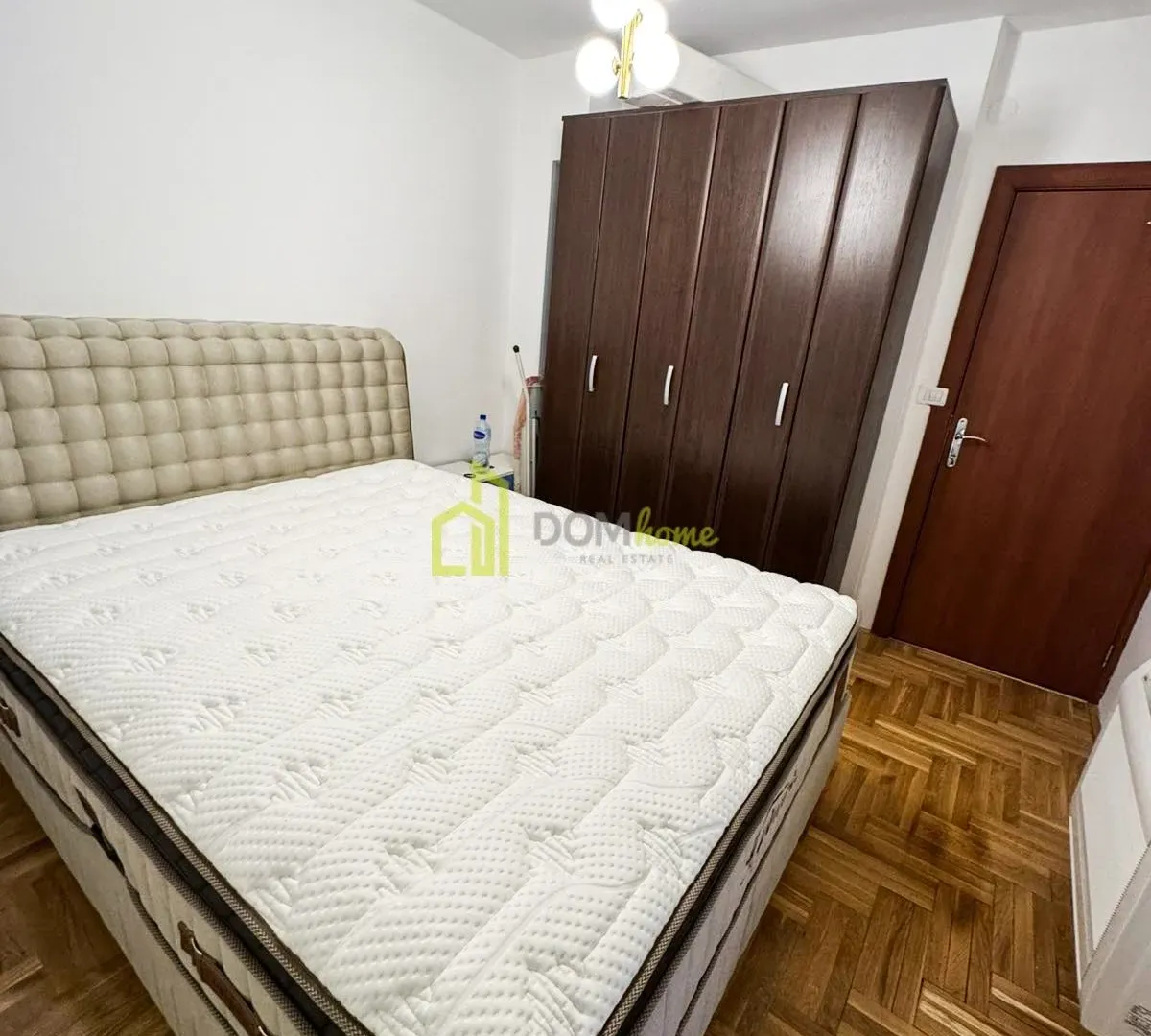 Izdavanje, trosoban stan, 92m², Krivi Most, Podgorica