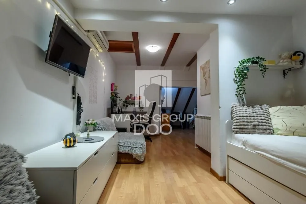 Prodaja, četvorosoban stan, 131m², Gundulićev Venac, Beograd