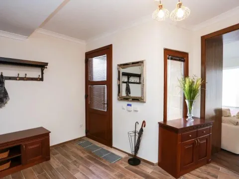 Prodaja, kuća, 600m², Tivat, Crna Gora - image 24