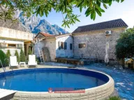  House for Sale, 313m2, Donji Orahovac, Kotor