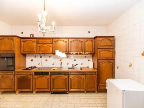 Prodaja, kuća, 387m², Igalo, Herceg Novi - image 10