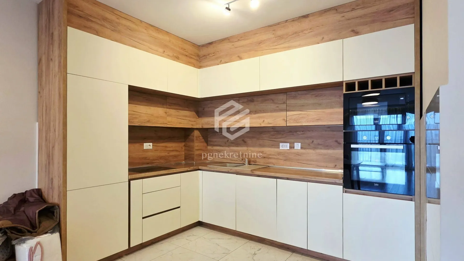 Prodaja, jednosoban stan, 63m², Podgorica, Crna Gora