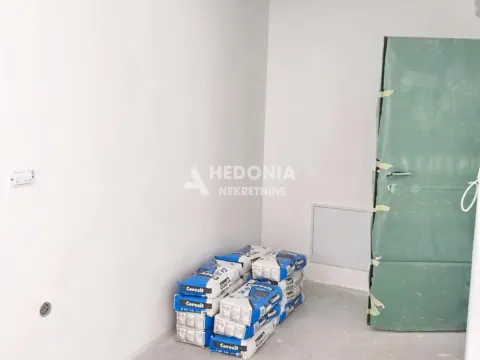 Prodaja, četvorosoban stan, 145m², Lion, Zvezdara Sve Podlokacije - image 8