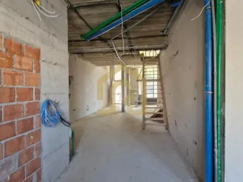 Izdavanje, poslovni prostor, 85m², Zemun Centar, Zemun Sve Podlokacije - image 4