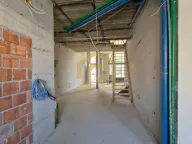 Izdavanje, poslovni prostor, 85m², Zemun Centar, Zemun Sve Podlokacije - image 4