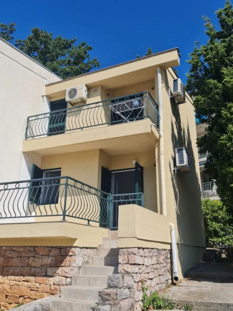 Prodaja, kuća, 105m², Petrovac, Budva