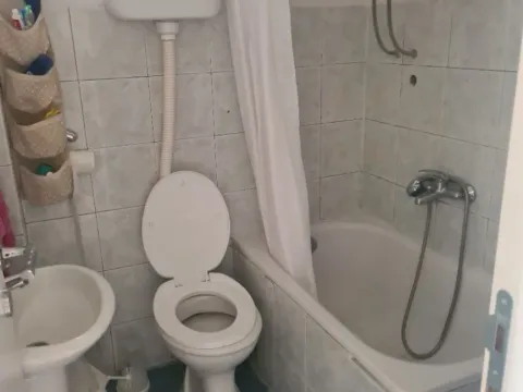 Izdavanje, trosoban stan, 50m², Marići, Tivat - image 4