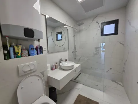 Prodaja, trosoban stan, 90m², Blizikuće, Budva - image 22