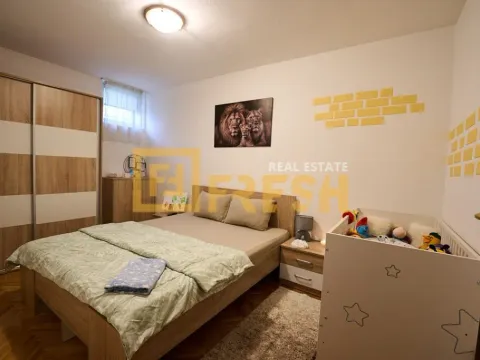 Sale, one bedroom apartment, 40m², Stari Aerodrom, Podgorica - image 2