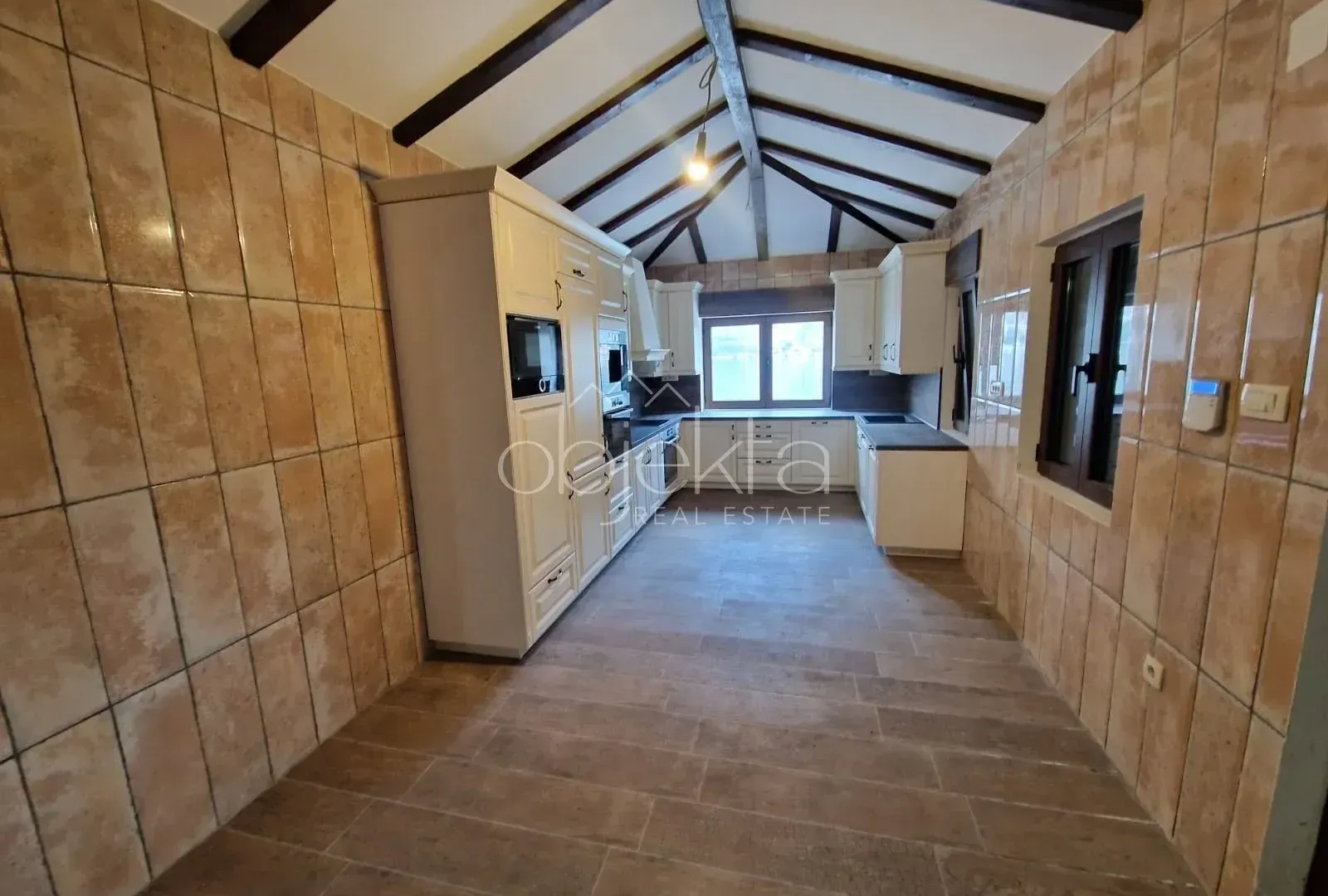 Sale, house, 130m², Kotor, Crna Gora