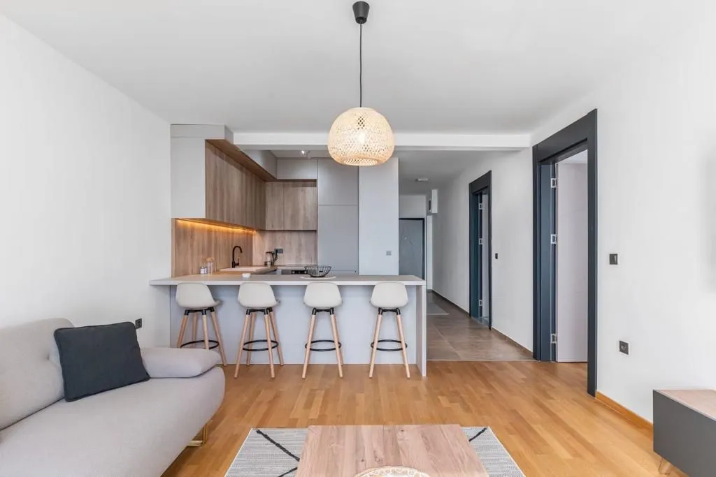 Sale, two bedroom apartment, 67m², Sveti Stefan, Budva