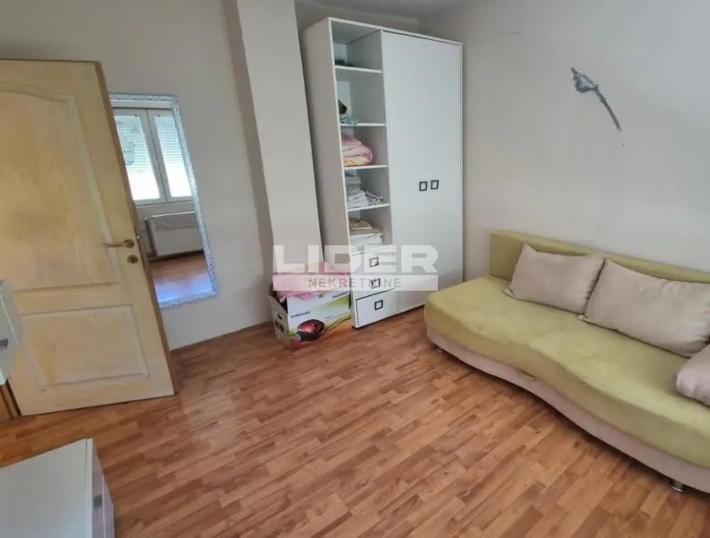 Sale, house, 218m², Sopot, Beograd