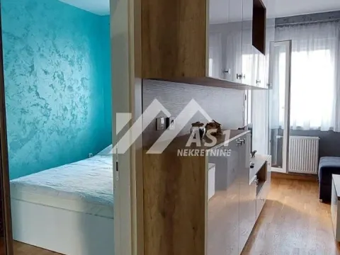 Rent, one bedroom apartment, 40m², Rotkvarija, Novi Sad Sve Podlokacije - image 5