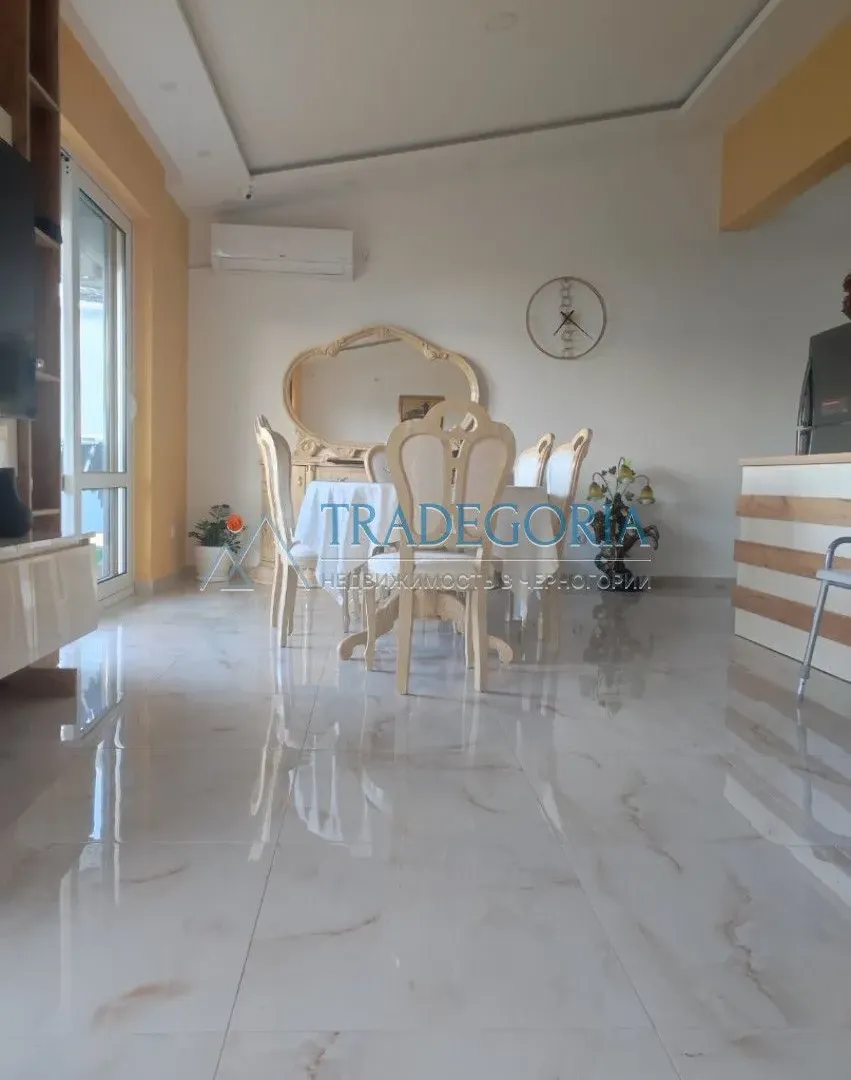 Prodaja, kuća, 300m², Bar, Crna Gora