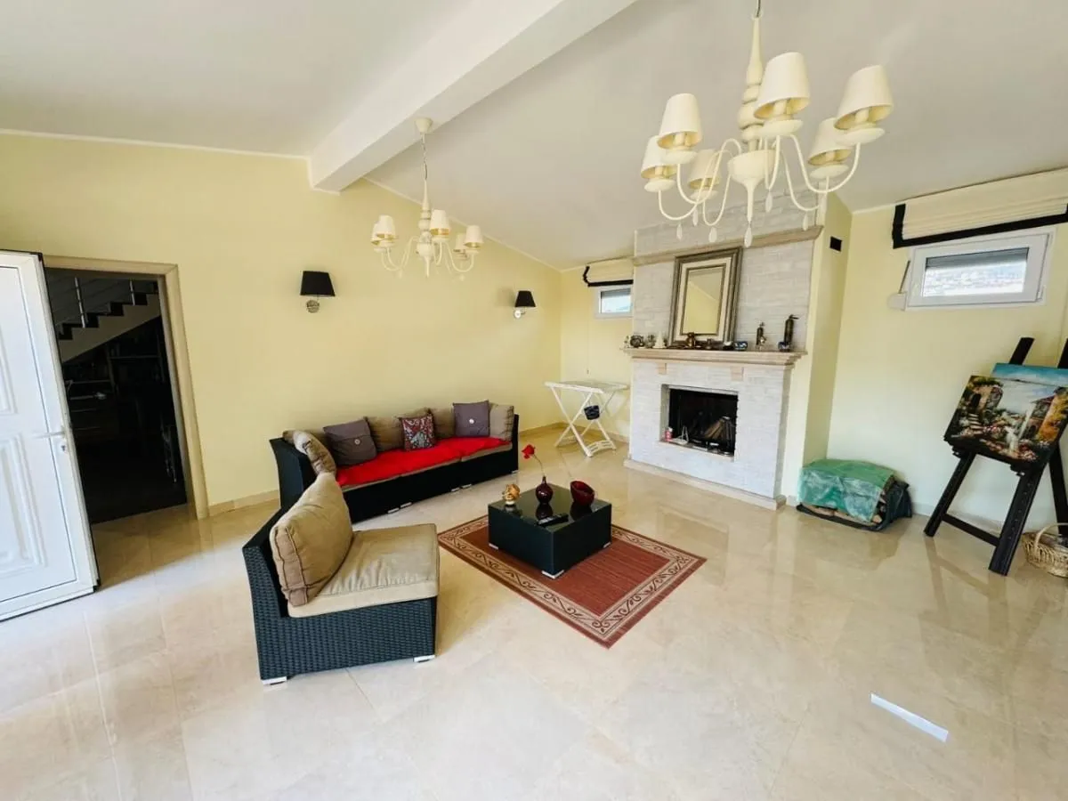 Sale, house, 290m², Bar, Crna Gora